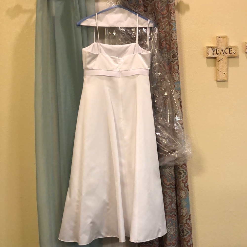 White Dress - Picture 3 of 4